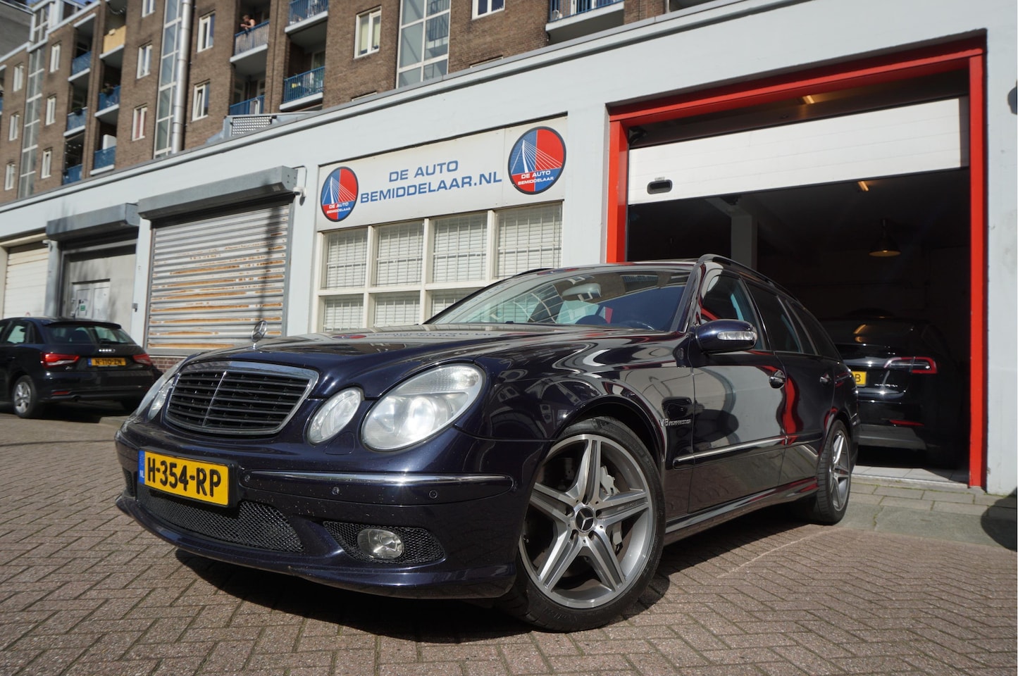 Mercedes-Benz E-klasse Combi - 55 AMG AirMatic * Manikaal onderhouden Youngtimer * taxatiewaarde voor bijtelling ca € 4.0 - AutoWereld.nl