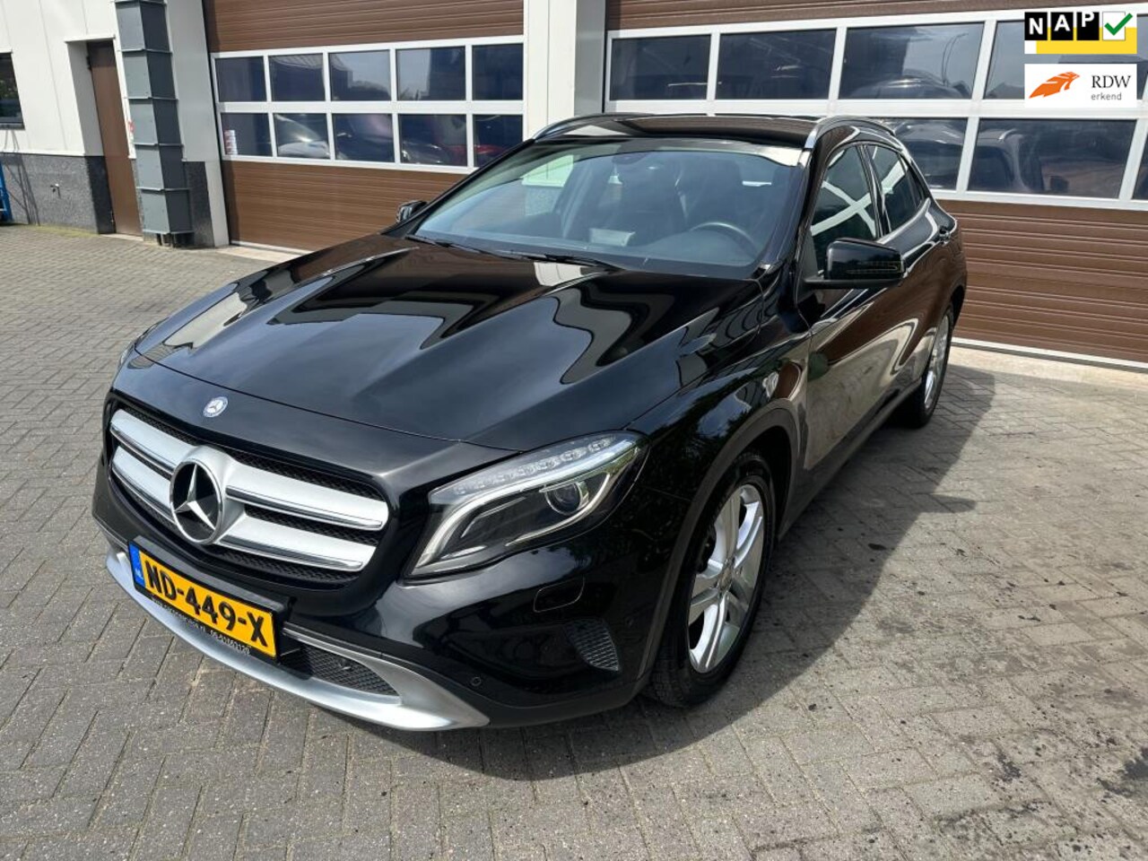 Mercedes-Benz GLA-Klasse - 220 CDI Ambition Cruise controle / Achteruitrijcamera / Elektrische achterklep / Navigatie - AutoWereld.nl