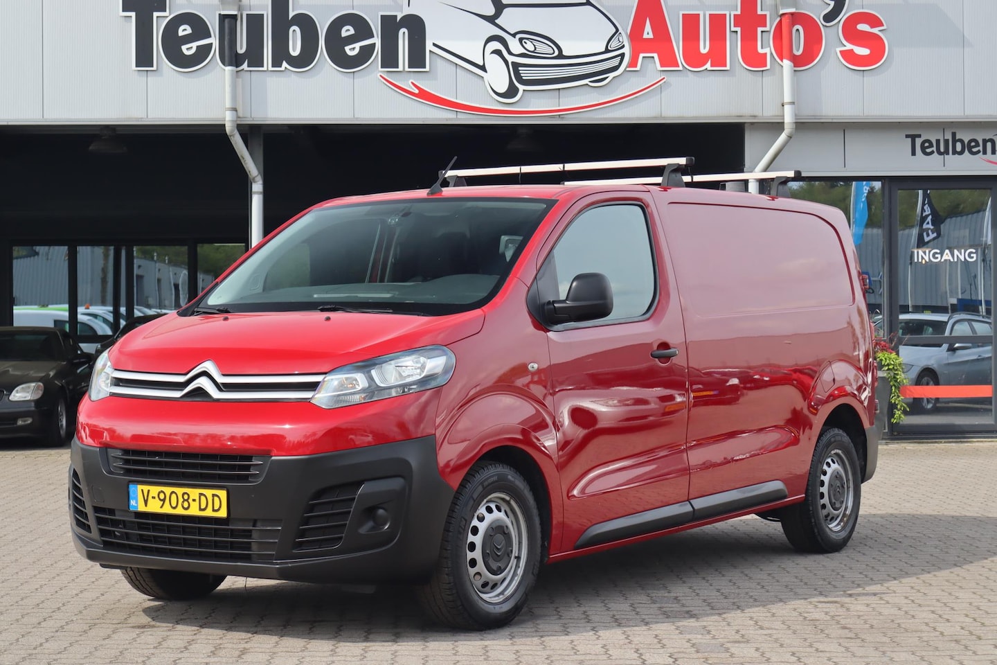 Citroën Jumpy - 2.0 BlueHDI 120 Club M S&S Airco, Cruise control, Navigatie, Bijrijdersbank, Elektrische r - AutoWereld.nl