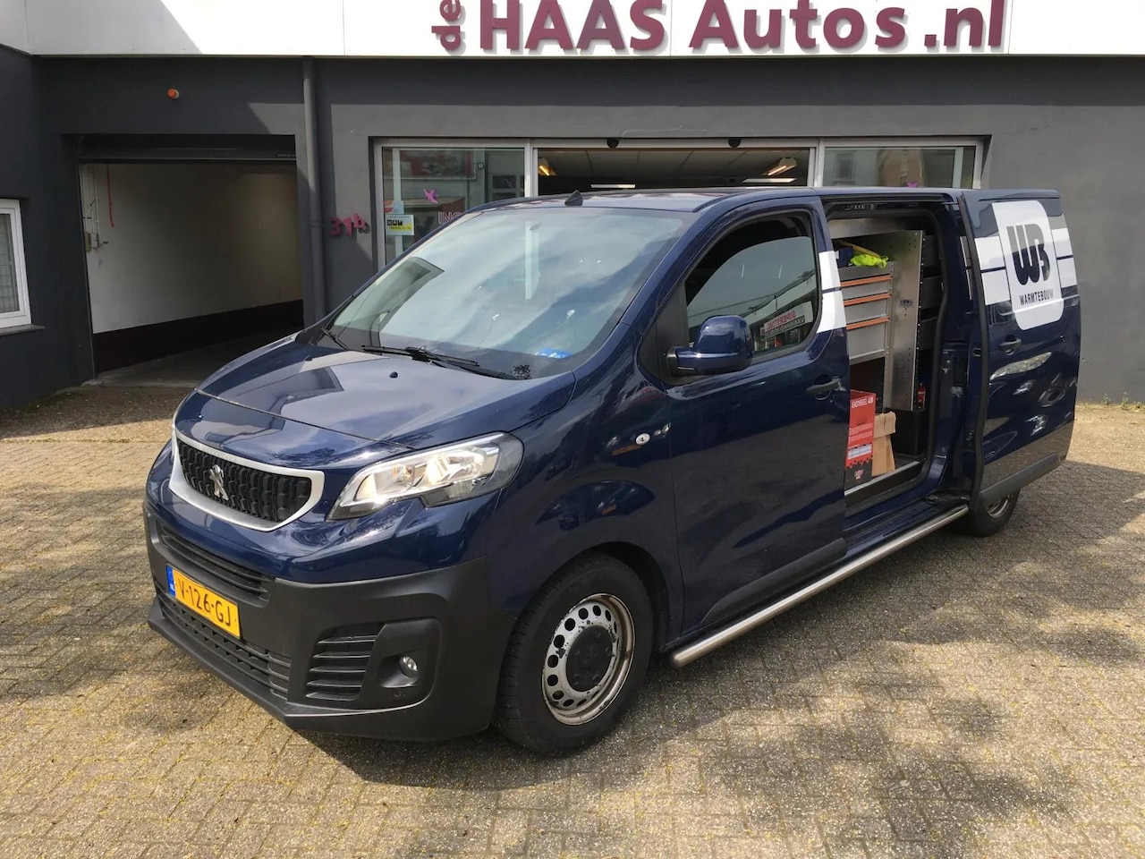 Peugeot Expert - 231S 2.0 BlueHDI 120 Premium Pack / 3 PERSOONS / LINKS+RECHTS SCHUIFDEUR / NAVI / AIRCO / - AutoWereld.nl