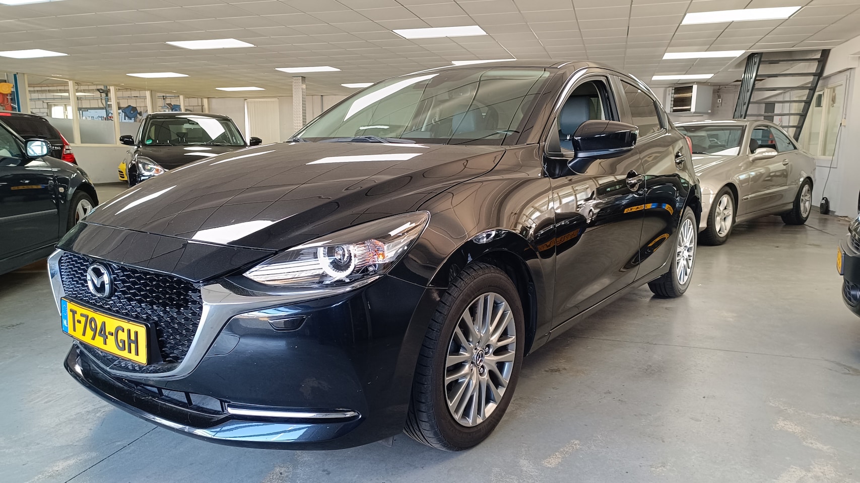 Mazda 2 - 1.5 Skyactiv-G Luxury AUTOMAAT Leder 35525 Km - AutoWereld.nl