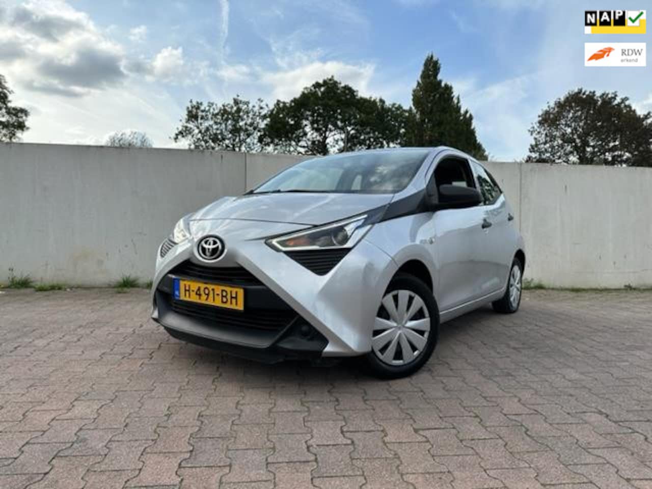 Toyota Aygo - 1.0 VVT-i x-fun/AIRCO/CRUISE/BTW AUTO/NL AUTO/NAP/NIEUWE APK/ - AutoWereld.nl