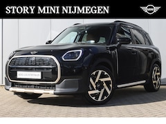 MINI Countryman - E Favoured 66.5 kWh / Panoramadak / Trekhaak / JCW Sportstoelen / Parking Assistant Plus /