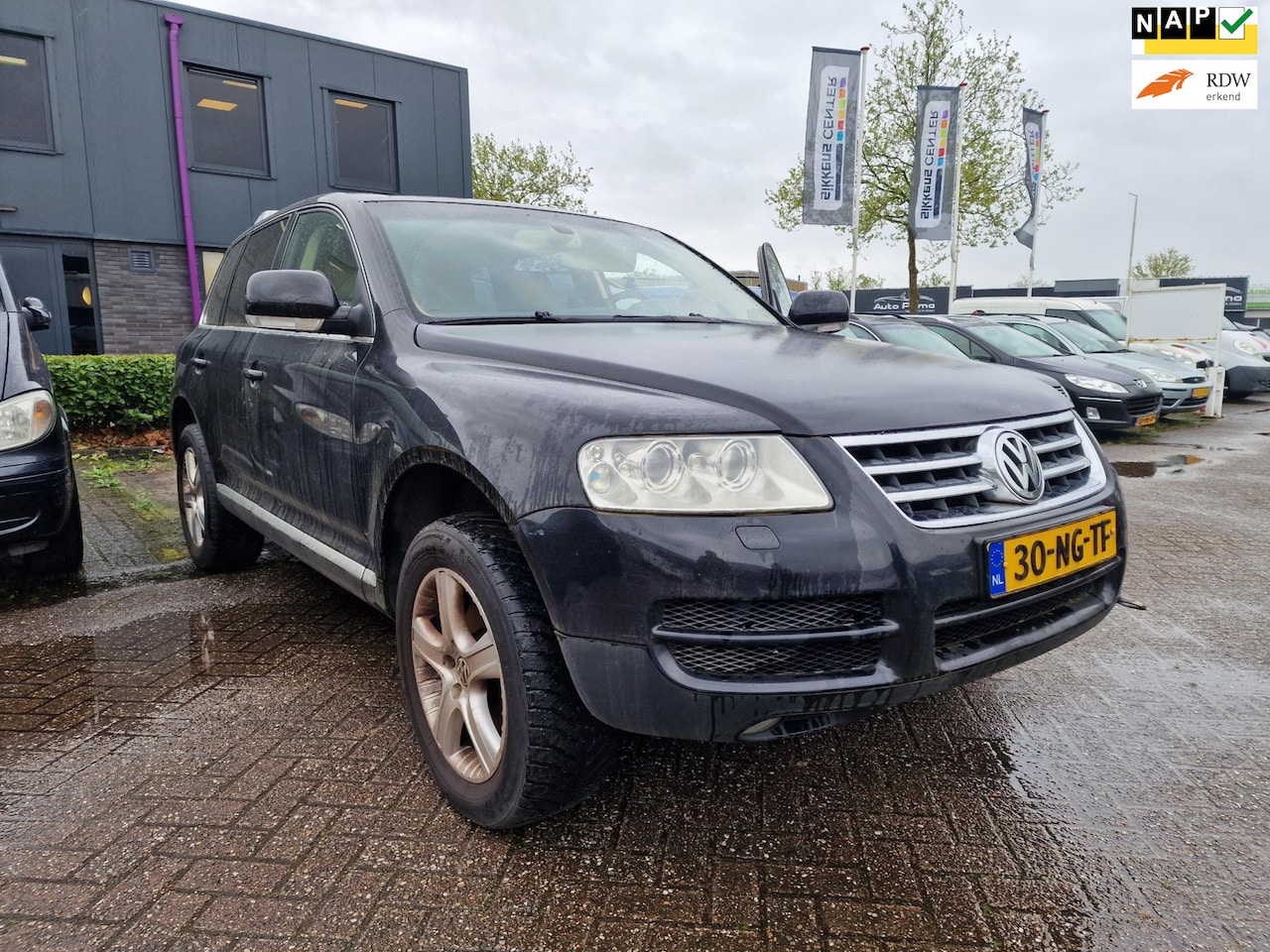 Volkswagen Touareg - 2.5 TDI AUTOMAAT BAK IS DEFECT - AutoWereld.nl