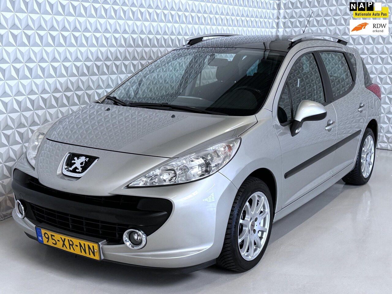 Peugeot 207 SW - 1.4 VTi XS Airco Trekhaak / 220.000km (2007) - AutoWereld.nl