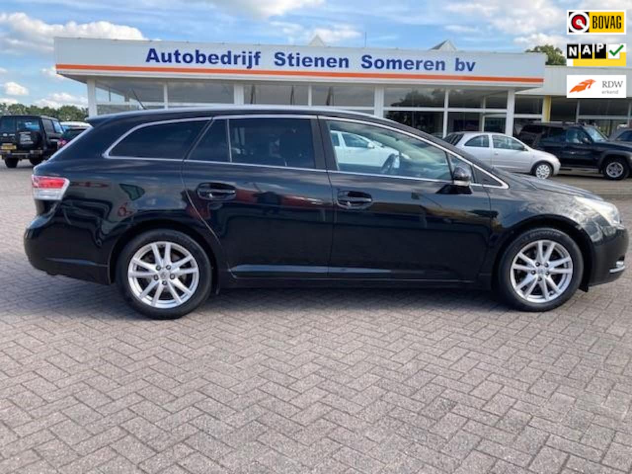 Toyota Avensis Wagon - 2.0 D-4D Business 2.0 D-4D Business - AutoWereld.nl