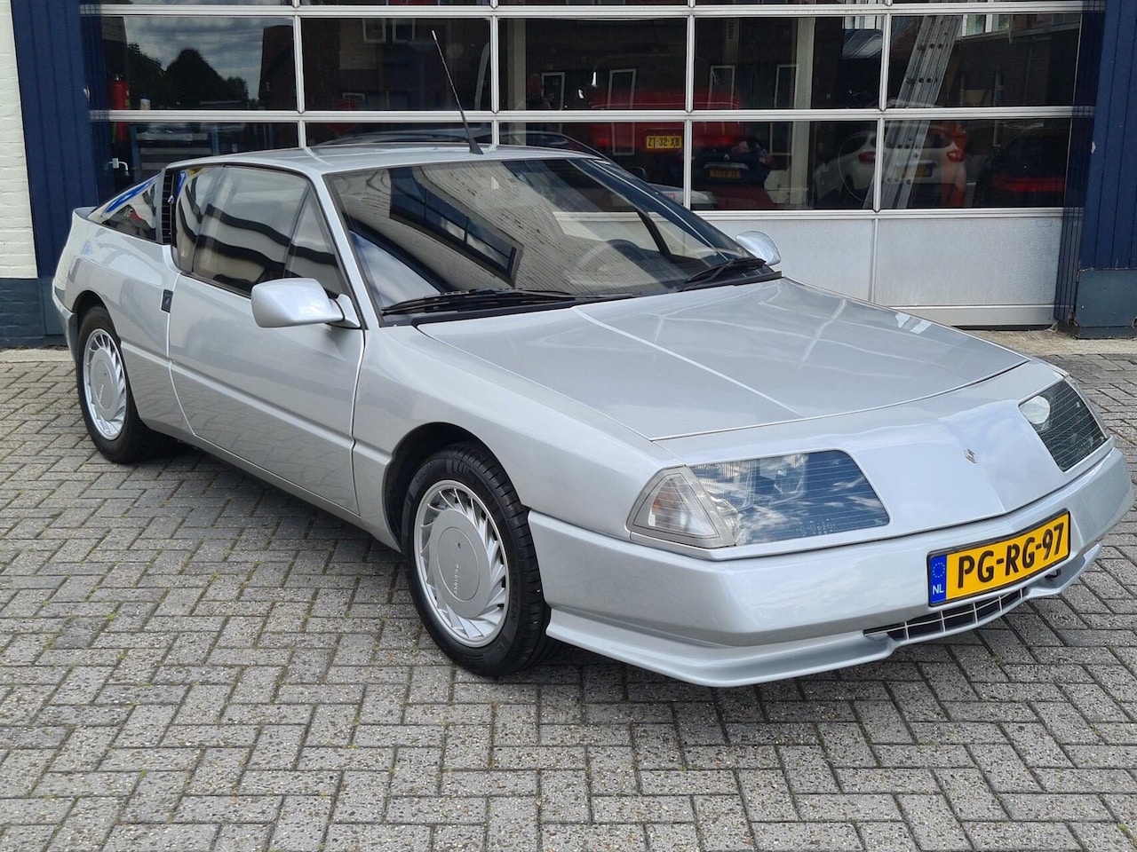 Renault Alpine - 2.5 V6 Turbo 2.5 V6 Turbo - AutoWereld.nl