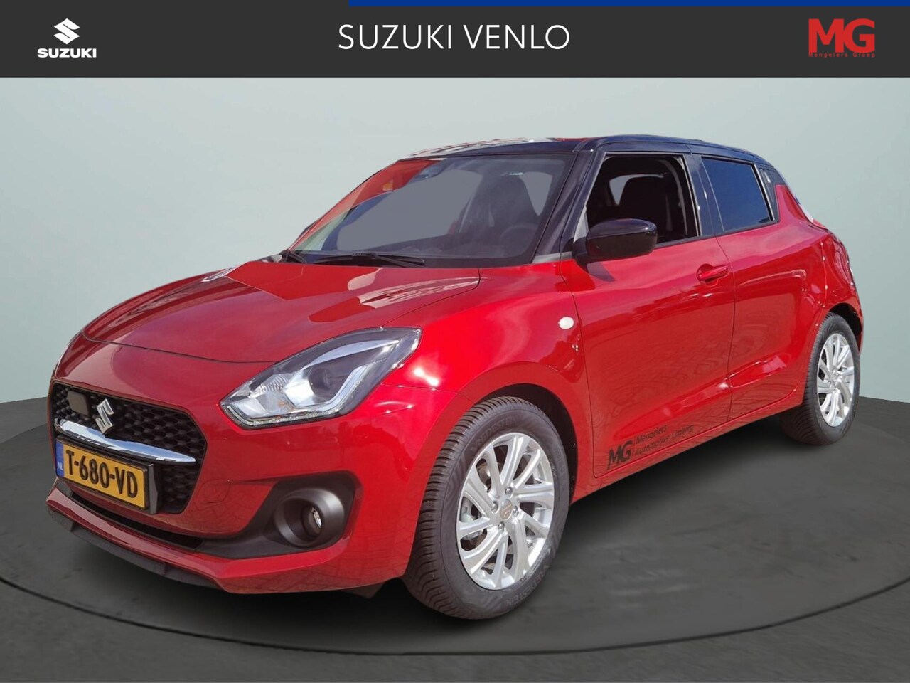 Suzuki Swift - 1.2 Select Smart Hybrid Demo / Dubbele uitlaat / Dakspoiler / All-Seasonbanden - AutoWereld.nl