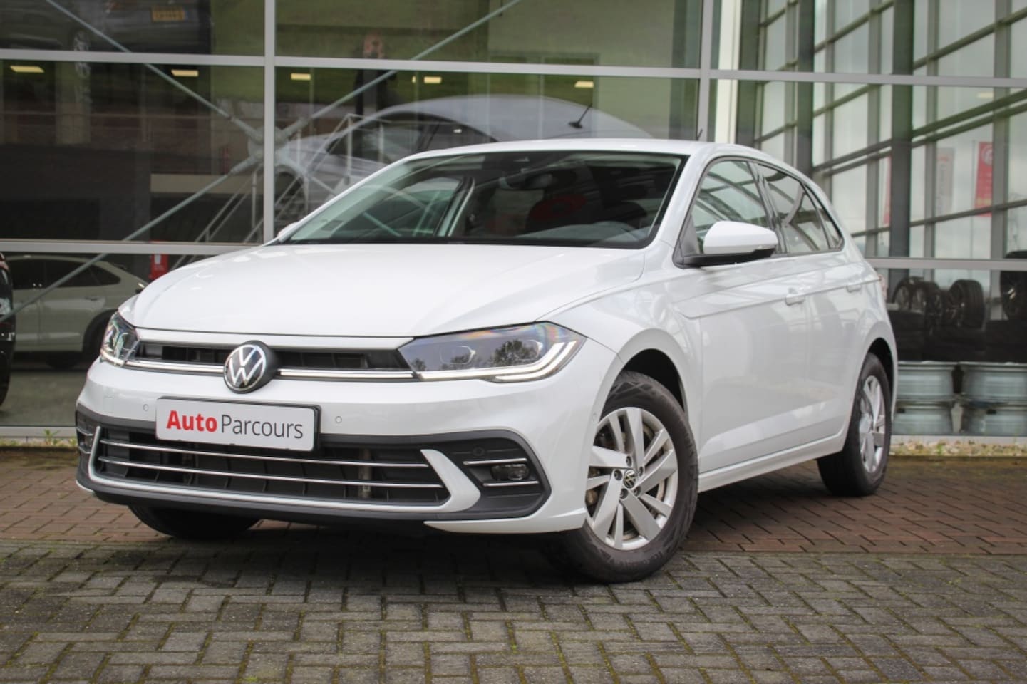 Volkswagen Polo - 110 Style DSG | Adaptieve Cruise Control | Sfeerverlichting | - AutoWereld.nl