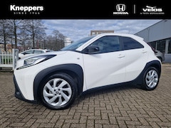 Toyota Aygo X - 1.0 Play + Comfortpack Automaat Parkeersensoren V+A, Stoelverwarming, Apple/Android , All