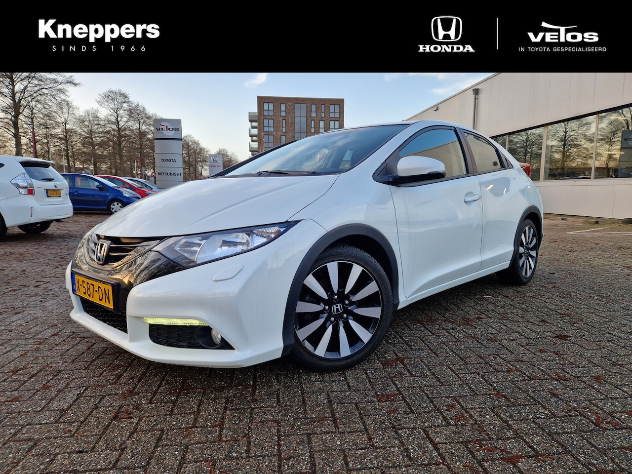 Honda Civic - 1.8 Sport Lage kmstand, 1e eigenaar , All-in Rijklaarprijs - AutoWereld.nl