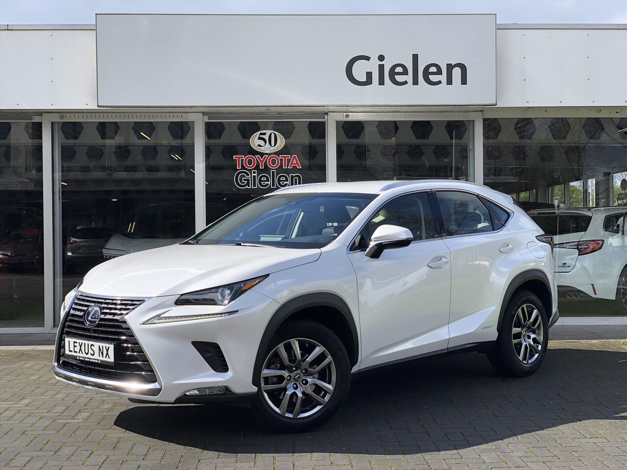 Lexus NX 300h AWD Sport Edition Luxury & Safety Pack Apple CarPlay