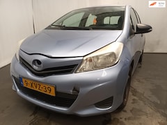 Toyota Yaris - 1.0 VVT-i Comfort SCHADEAUTO