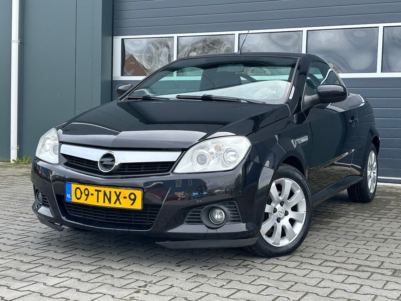 Opel Tigra TwinTop - 1.4-16V Enjoy 1.4-16V Enjoy - AutoWereld.nl