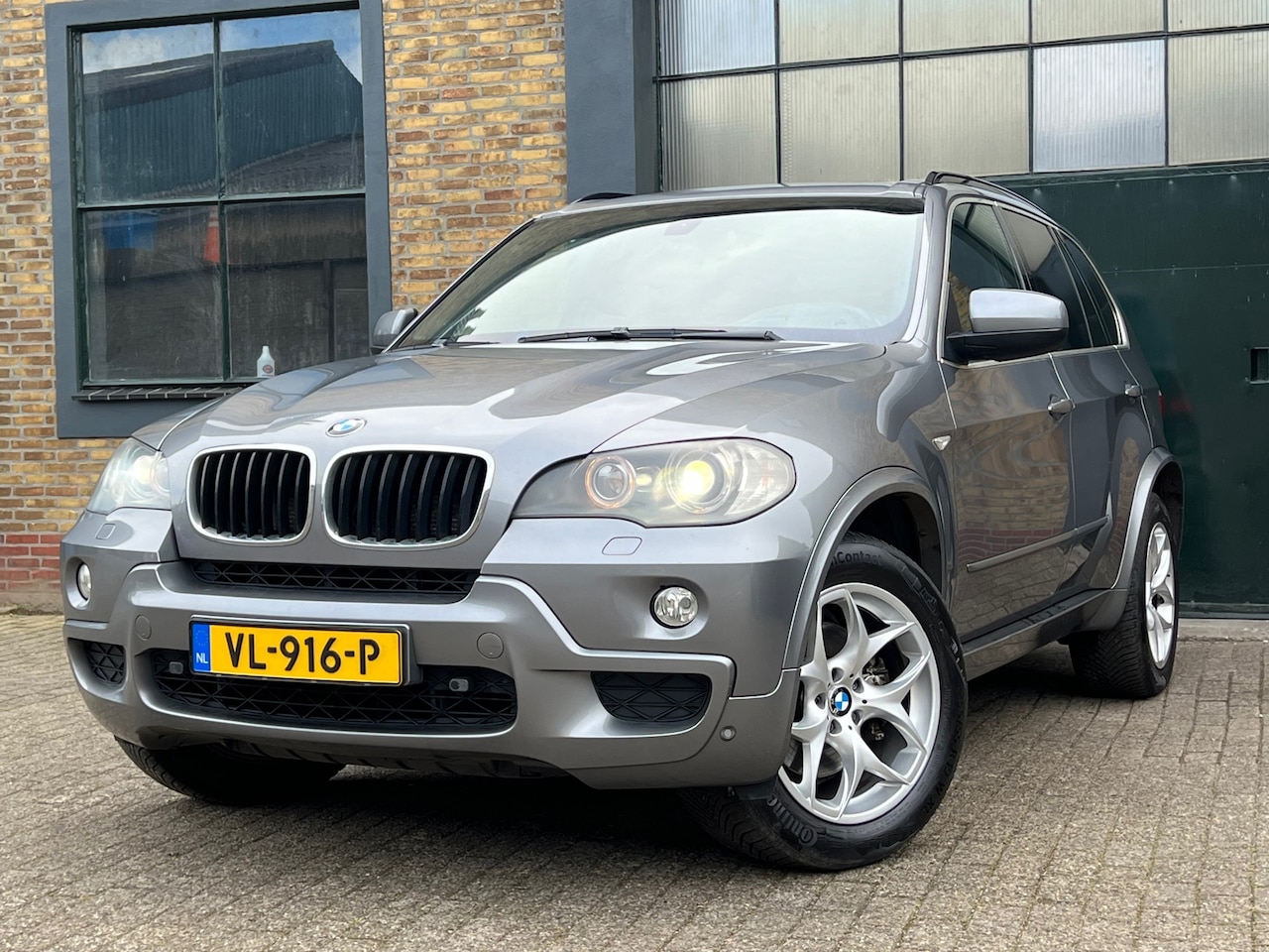 BMW X5 - XDRIVE35D |Grijs Kenteken + Cruise + Navi + Clima - AutoWereld.nl