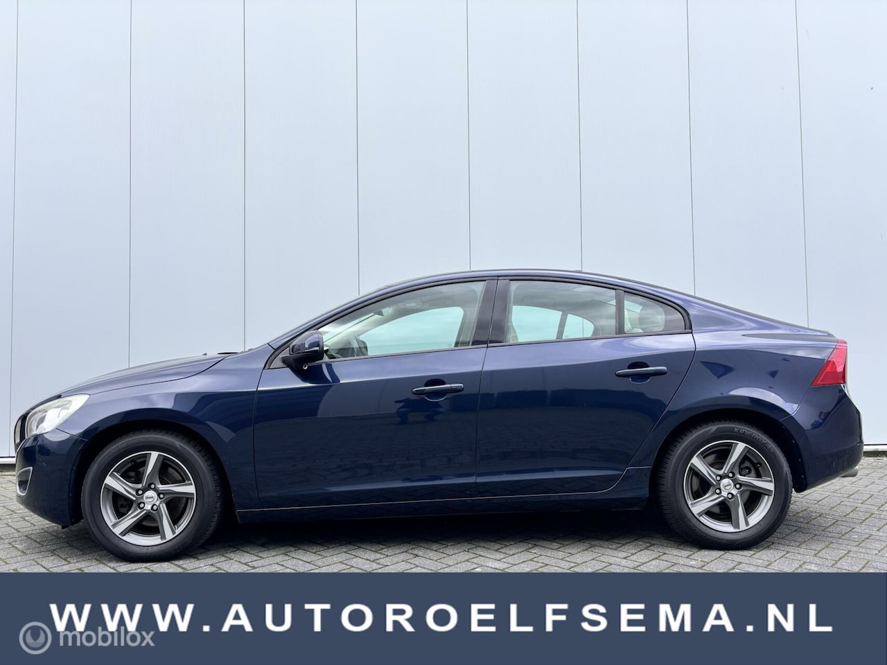 Volvo S60 - 1.6 T4 Kinetic | Leer | Driver Support - AutoWereld.nl