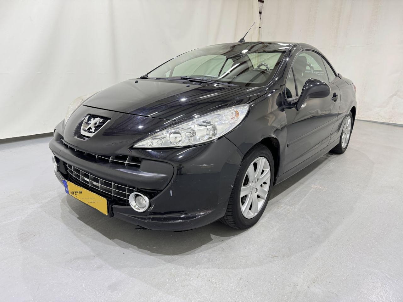 Peugeot 207 CC - 1.6 VTi Airco - AutoWereld.nl