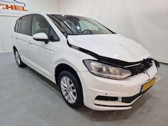 Volkswagen Touran - 2.0 TDI SCR Comfortline DSG Cruise 110Kw