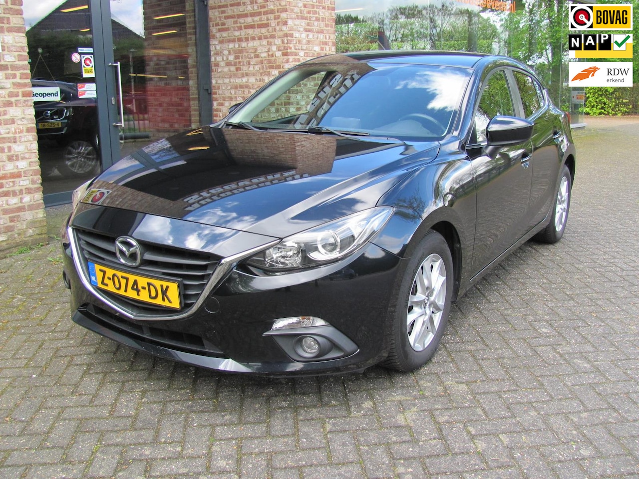 Mazda 3 - 2.0 TS+ Navi Stoelverwarming - AutoWereld.nl