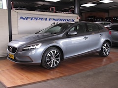 Volvo V40 - 2.0 T2 Nordic+