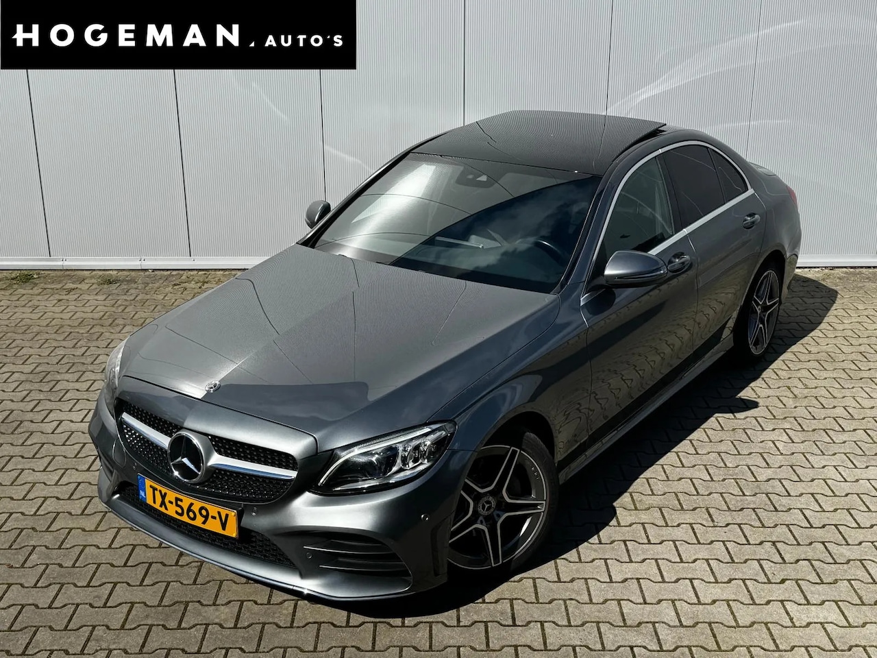 Mercedes-Benz C-klasse - C180 FACELIFT AMG PANORAMADAK LEDER STOELVERWARMING NAP NEDERLANDSE AUTO EERSTE EIGENAAR - AutoWereld.nl