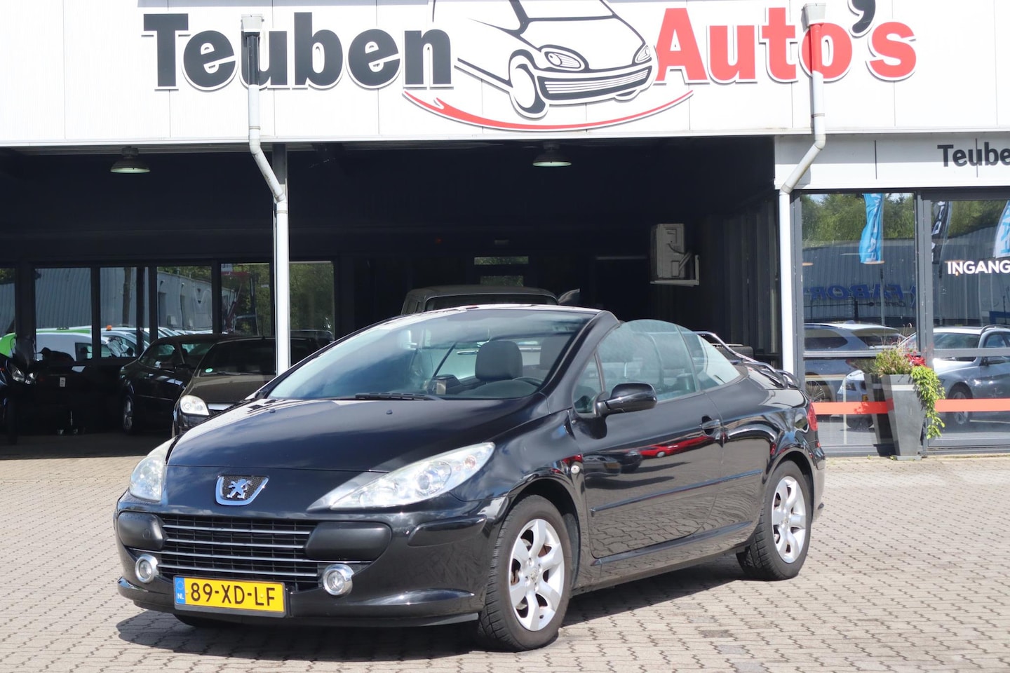 Peugeot 307 CC - 1.6-16V Climate control, Trekhaak, Elektrische cabrio dak, Cruise control - AutoWereld.nl