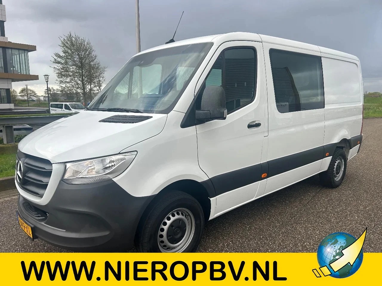 Mercedes-Benz Sprinter - 314CDI L2H1 Dubbelcabine Automaat Airco Navi Cruisecontrol Trekhaak - AutoWereld.nl