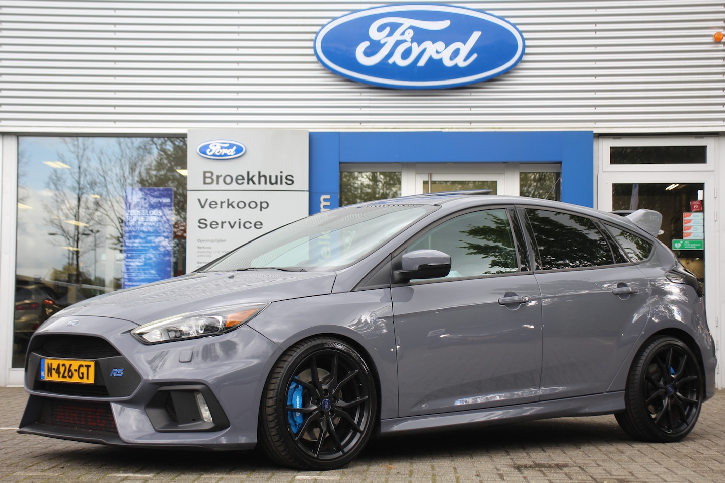 Ford Focus - 2.3 RS | UNIEK! | FULL-OPTIONS! | SCHUIFDAK | RECARO SEATS | NAVI | CAMERA | CLIMA | WINTE - AutoWereld.nl