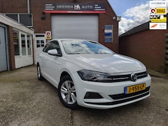 Volkswagen Polo - 1.0 TSI Comfortline, Dealer onderhouden, Apple Carplay, Airco, Cruise control