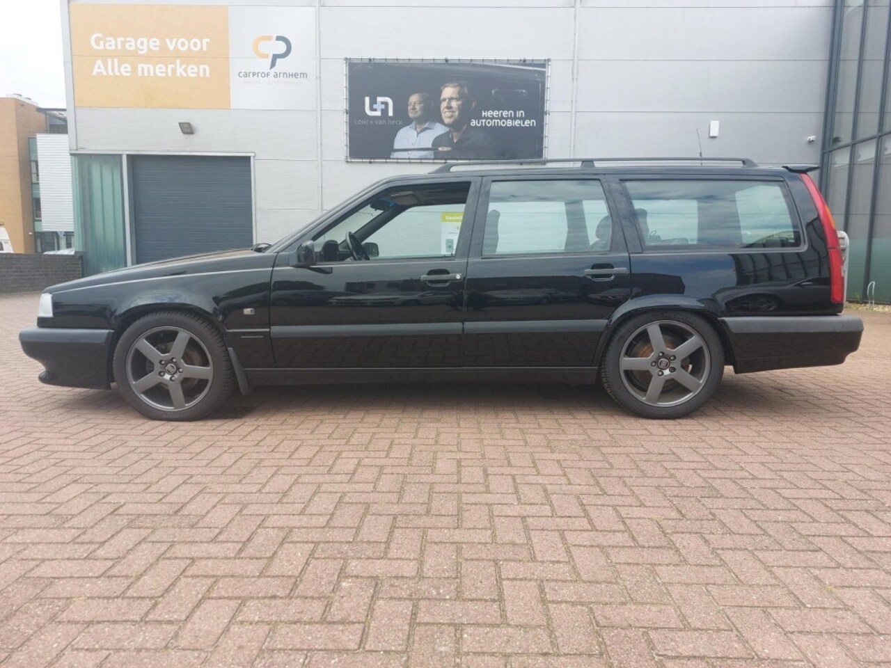 Volvo 850 T5R 1995 Benzine Occasion te koop op AutoWereld.nl