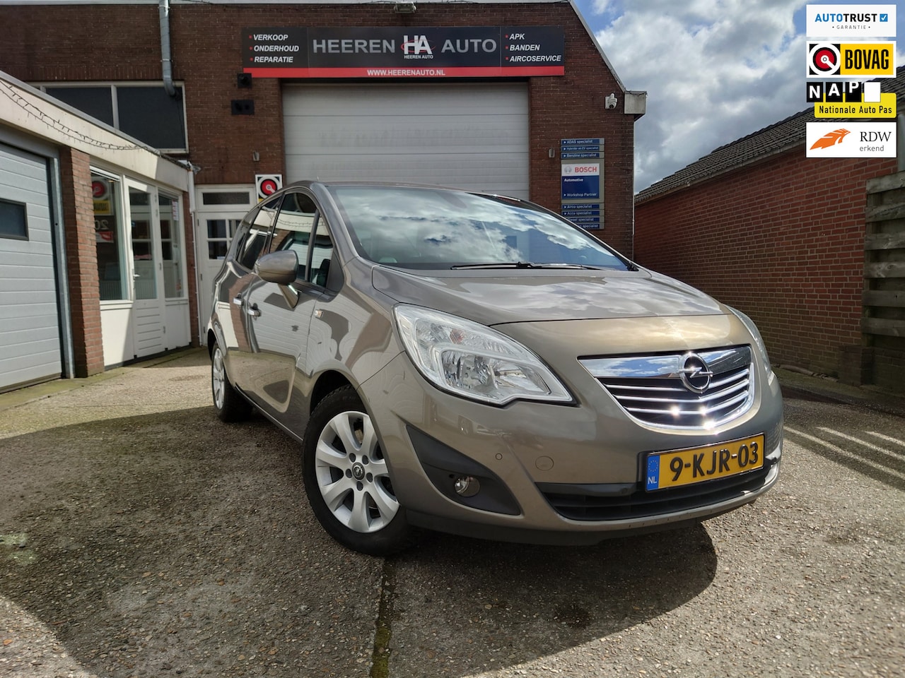 Opel Meriva - 1.4 Turbo Cosmo 1.4 Turbo Cosmo, Dealer onderhouden, Afkomstig van 1e eigenaar, Navigatie - AutoWereld.nl