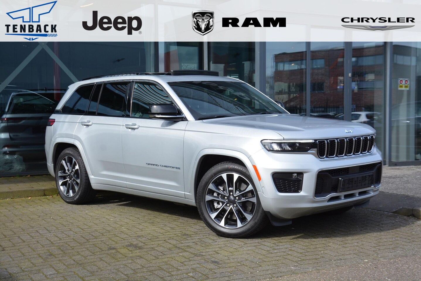 Jeep Grand Cherokee - 2.0 Overland 4xe 2.0 Overland 4xe - AutoWereld.nl