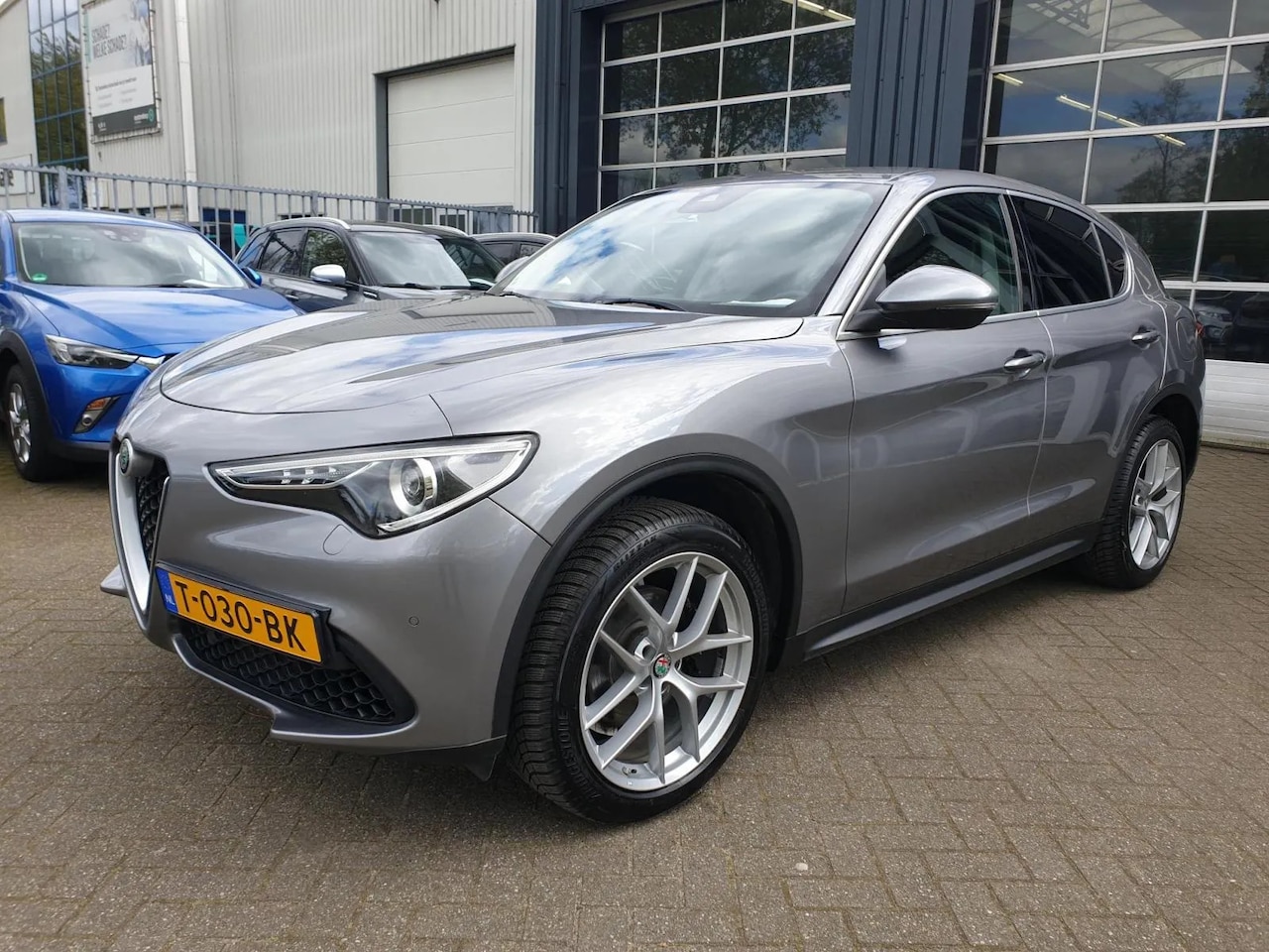 Alfa Romeo Stelvio - 2.0 T AWD Super 2.0 T AWD Super 280 pk - AutoWereld.nl