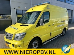 Mercedes-Benz Sprinter - 319CDI L2H2 AMBULANCE Automaat Airco Cruisecontrol 9X OP VOORRAAD MARGE