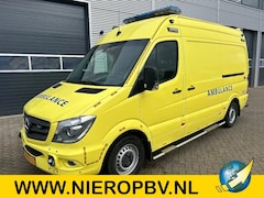 Mercedes-Benz Sprinter - 319CDI L2H2 AMBULANCE Automaat Airco Cruisecontrol 9X OP VOORRAAD MARGE