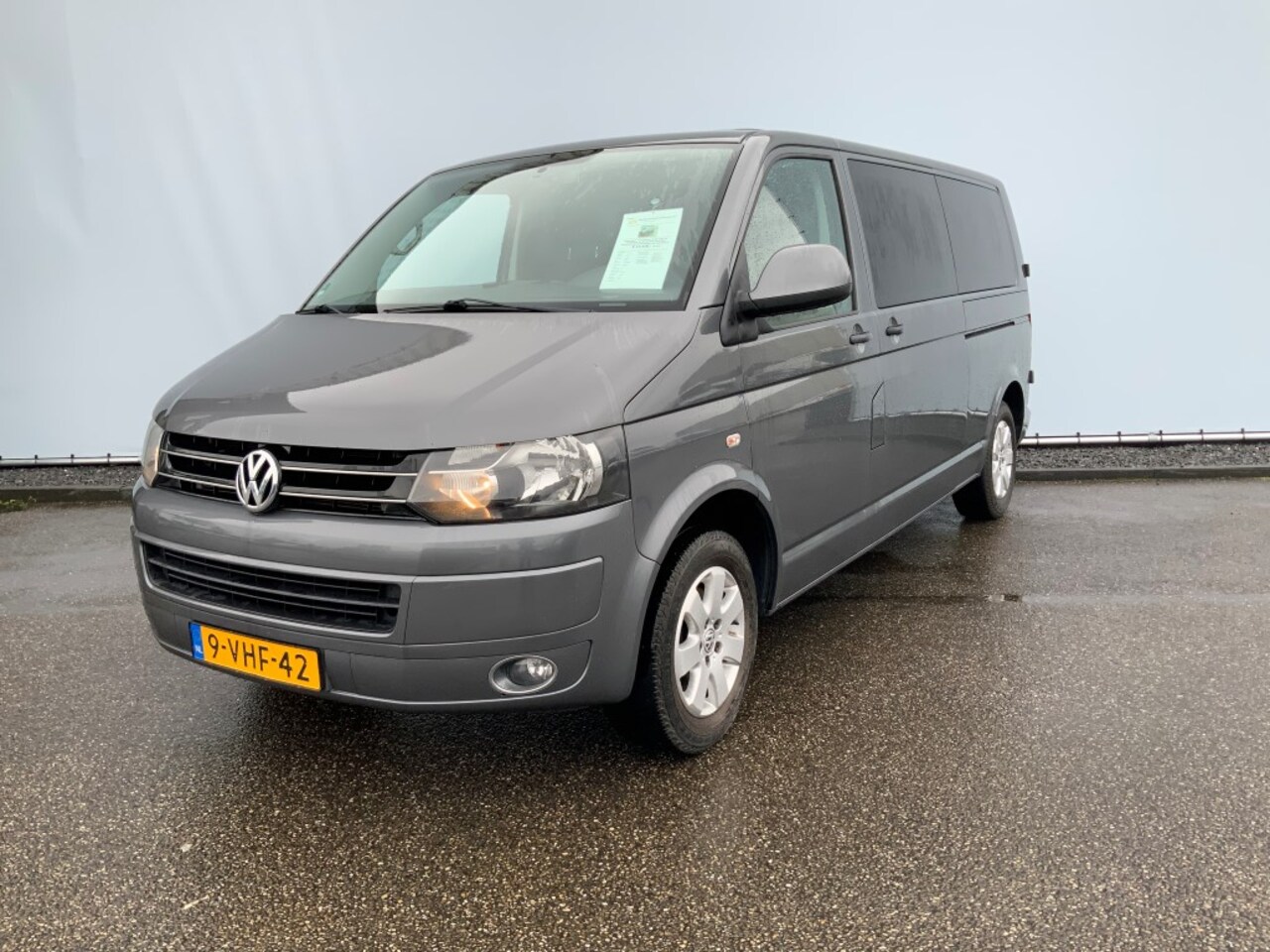 Volkswagen Transporter - 2.0 TDI L2H1 DC Comfortline Automaat Dub Cab & Dub Schuifdeur Airco Cruise Navi Alu Velg E - AutoWereld.nl