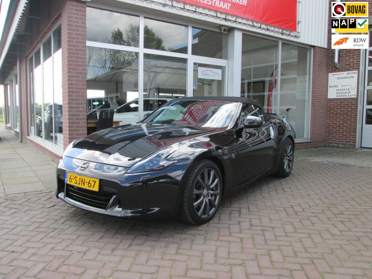 Nissan 370Z Roadster - 3.7 V6 Pack / cabrio / automaat - AutoWereld.nl