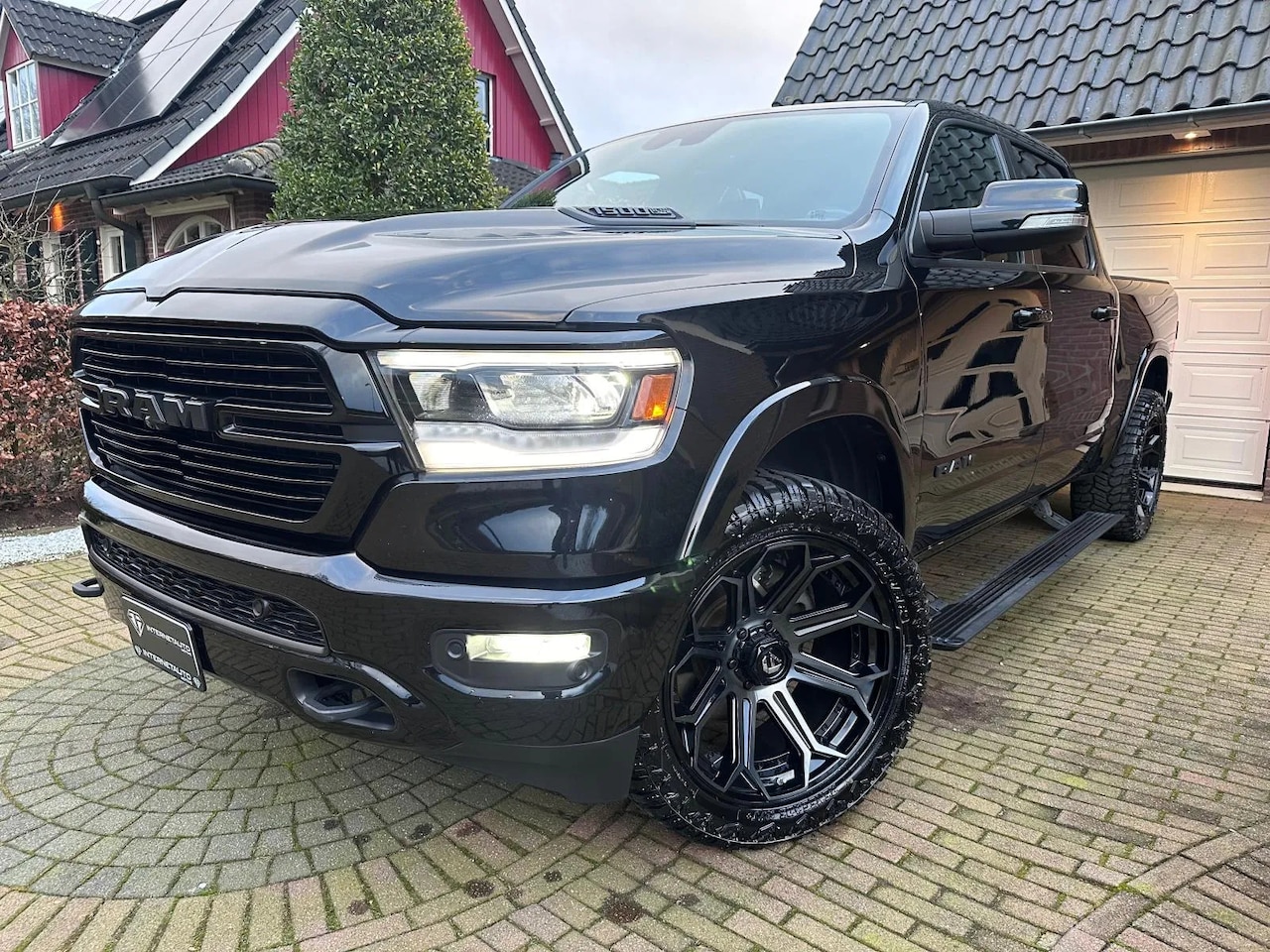 Dodge Ram 1500 - 445PK, LUCHTVERING, 360º, NIEUWSTAAT!! - AutoWereld.nl