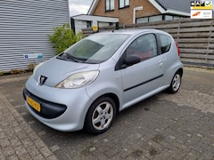 Peugeot 107 - 1.0-12V XS Urban Move Airco Bj:2007 NAP