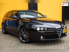 Alfa Romeo 159 Sportwagon - 1.7 T TI / 200 PK / Leder / Carbon / Ecc / Elek Pakket / Cruise Control / Xenon / Brembo /