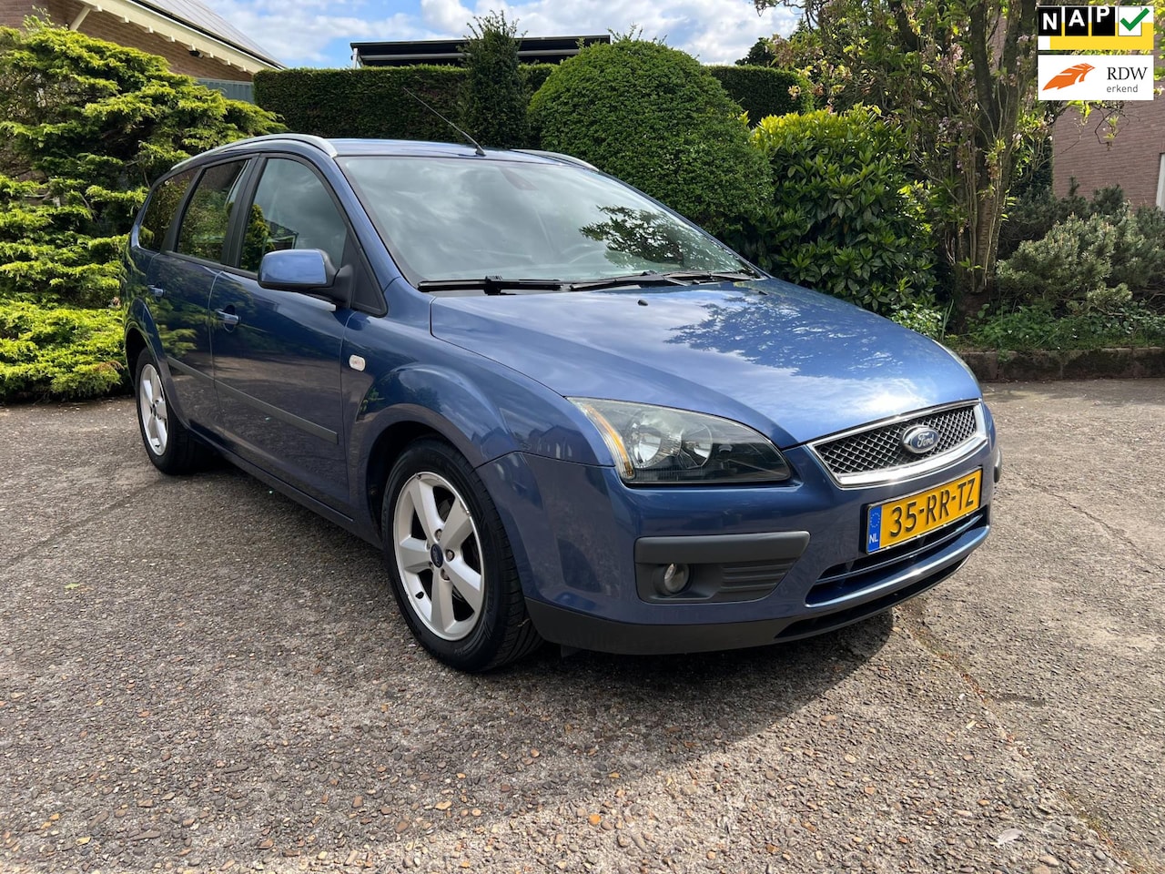 Ford Focus Wagon - 1.6-16V Futura 1.6-16V Futura, ECC, LM, NAP, Inruilkoopje! - AutoWereld.nl