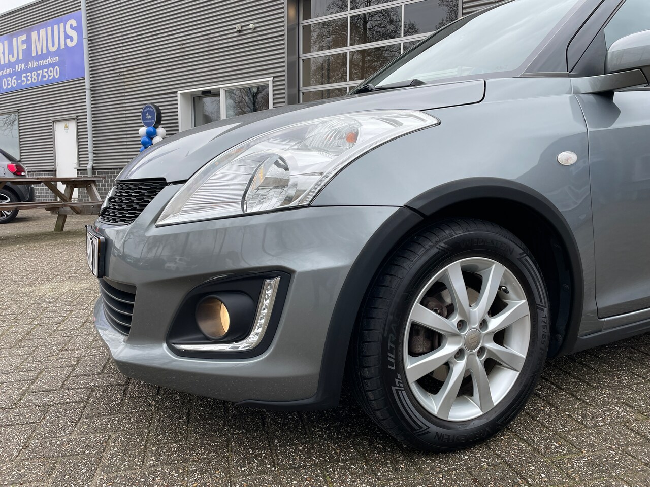 Suzuki Swift - 1.2 Dynamic EASSS Org-NL auto. Airco. Complete uitvoering.