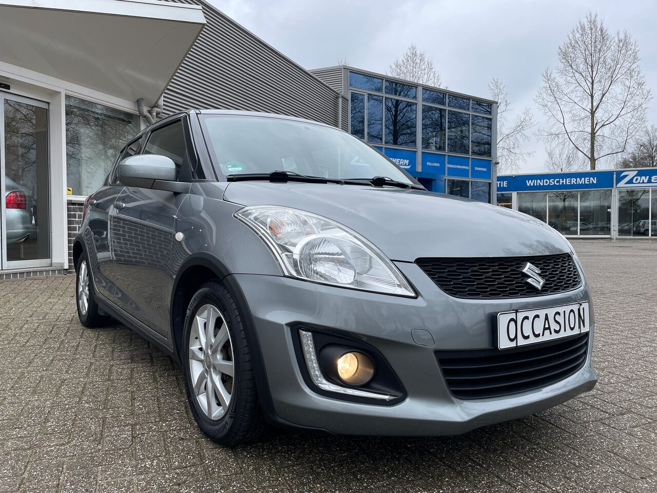 Suzuki Swift - 1.2 Dynamic EASSS Org-NL auto. Airco. Complete uitvoering.