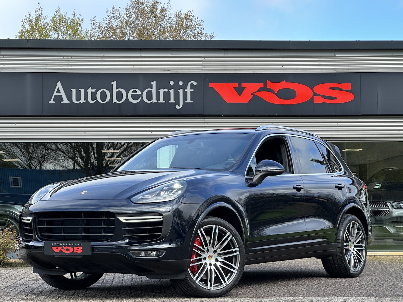 Porsche Cayenne - 4.8 Turbo | 520 pk | Sportchrono | Stoelventilatie | Luchtvering - AutoWereld.nl