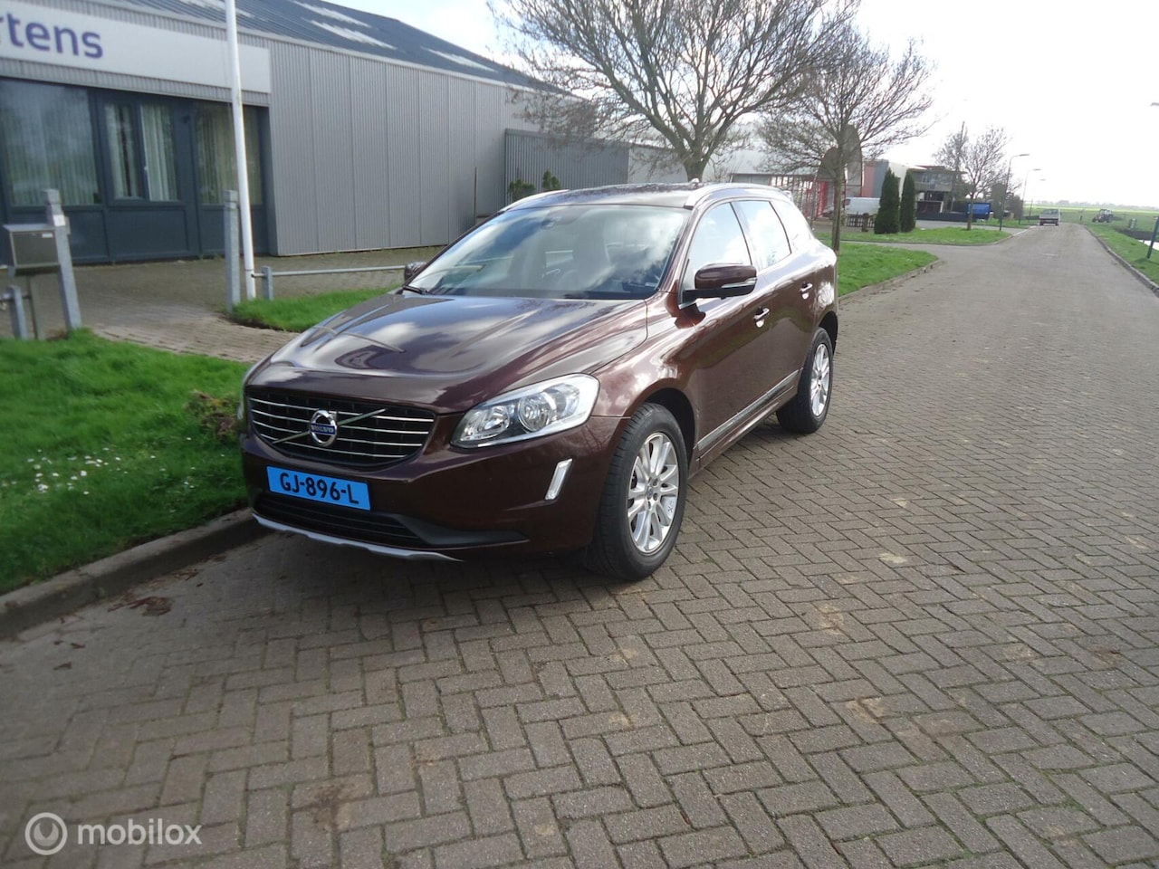 Volvo XC60 - 2.0 D4 FWD Summum 2.0 D4 FWD Summum - AutoWereld.nl