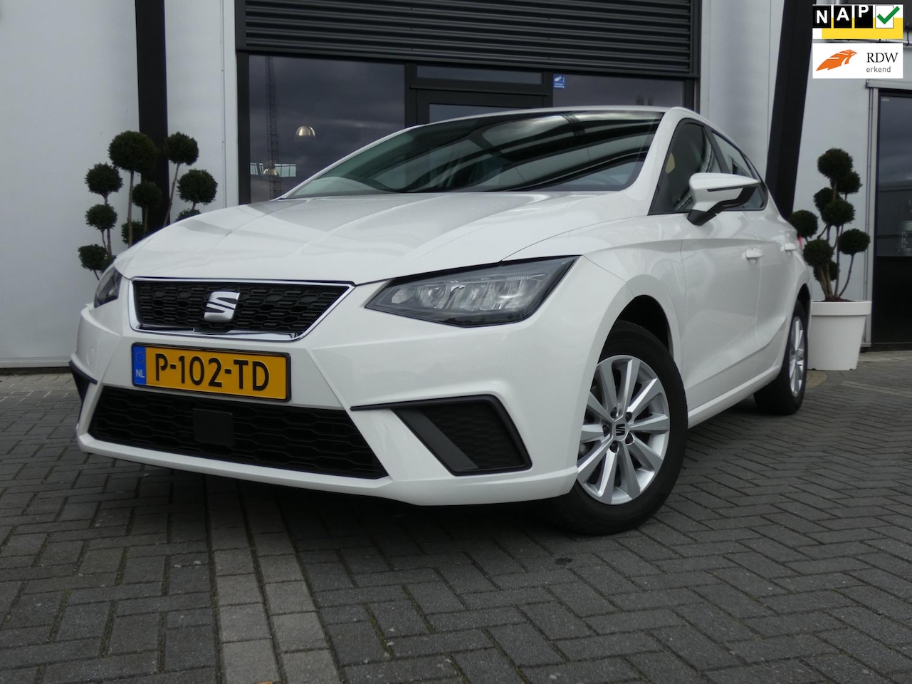 Seat Ibiza - 1.0 TSI STYLE CLIMA | CARPLAY | CRUISE | PDC - AutoWereld.nl