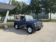 Land Rover Defender 90 - 2.2 D | Soft-top |