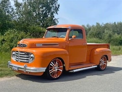 Ford F100 - F1 "6 cilinder 3.7ltr 3 versnelling handbak"