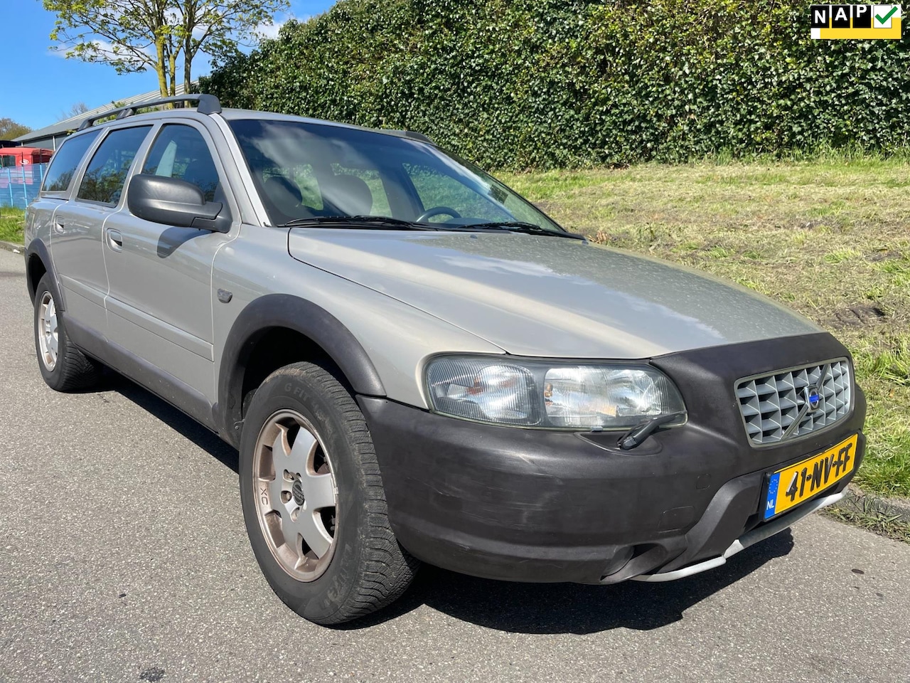 Volvo XC70 - 2.5 T Geartronic Comfort Line - automaat - AWD - AutoWereld.nl