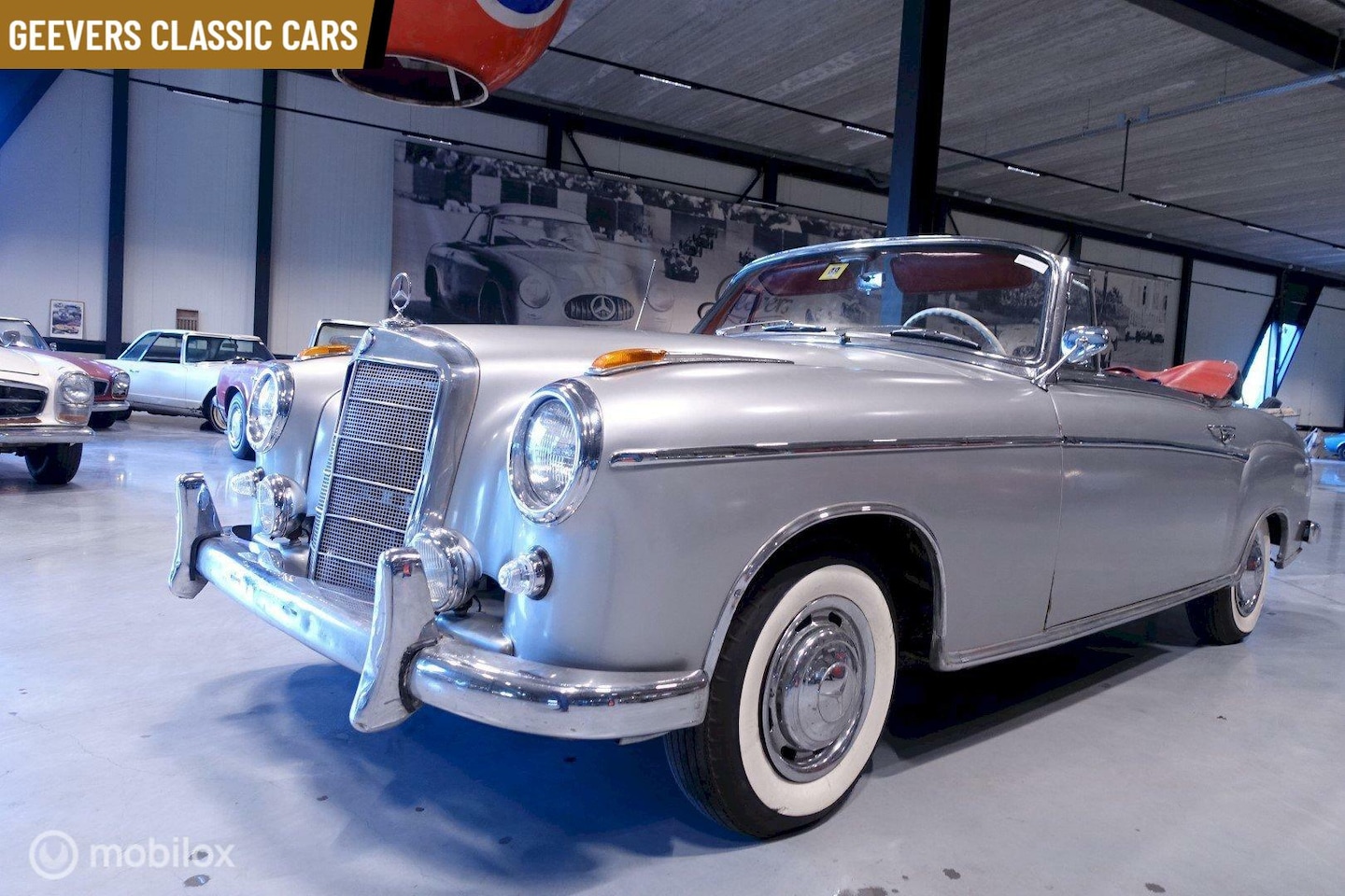 Mercedes-Benz 220 - 220S CABRIOLET MANUAL - AutoWereld.nl